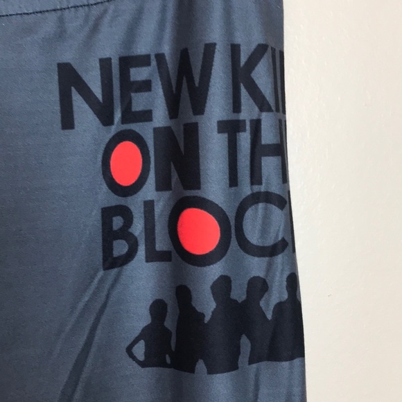 NKOTB Design Printed Leggings size Small In Grey - Picture 2 of 8